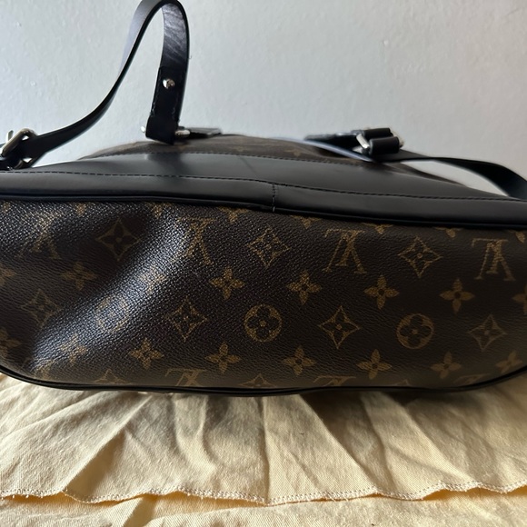 Louis Vuitton Rare Authentic Christoper Monogram Backpack Runway 2004 - Picture 12 of 13